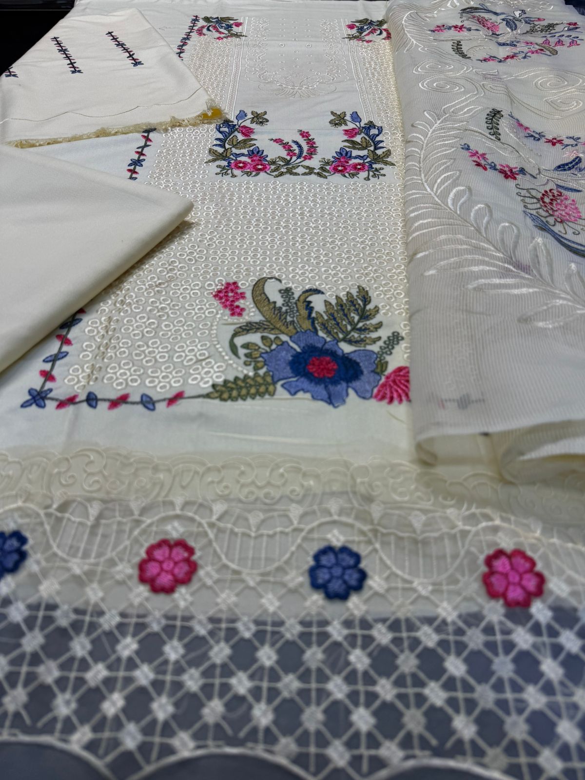 QALAMKAR 3pc Casual Winter Collection - Image 8