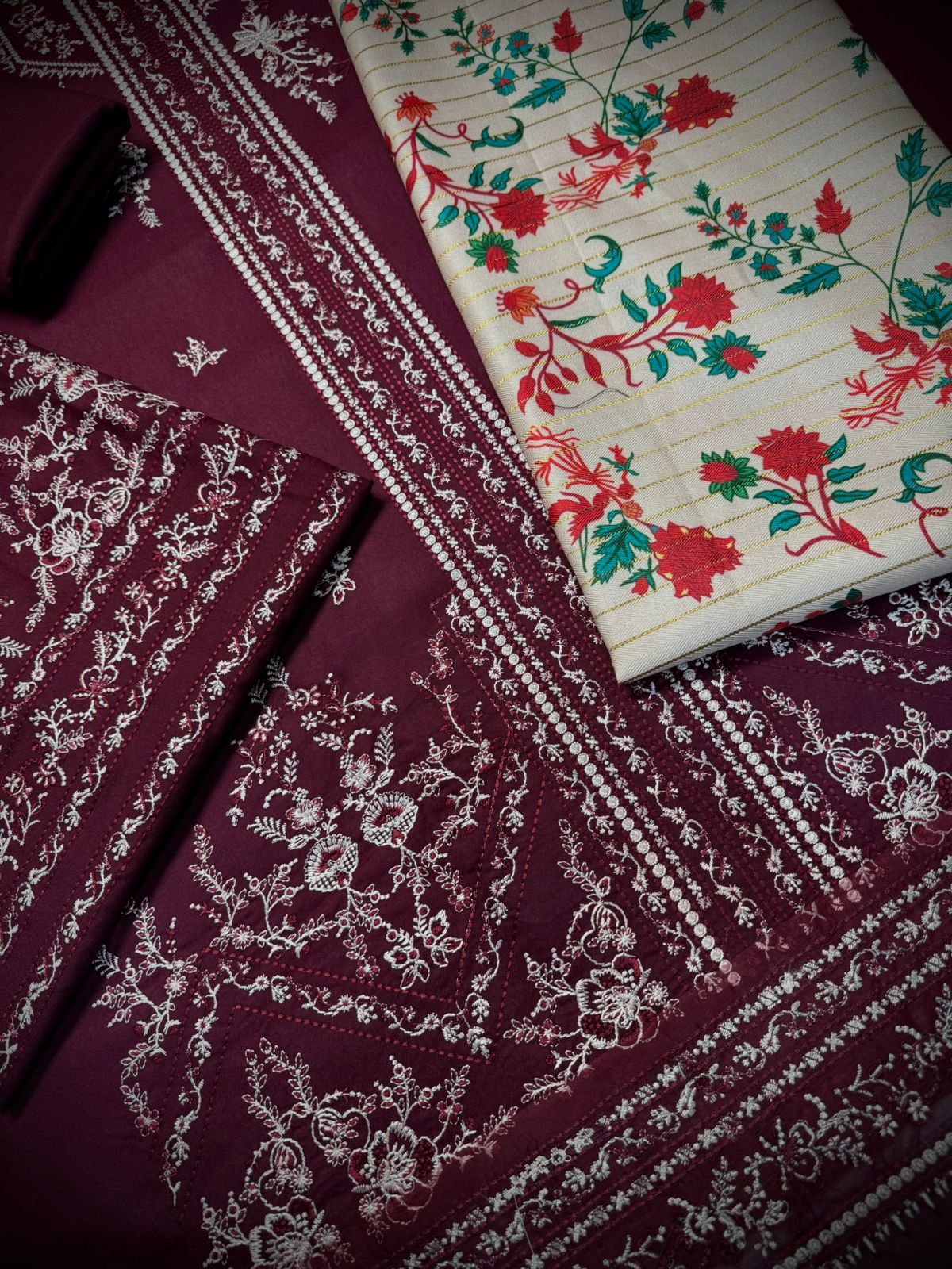 HUSSAIN REHAN 3pc Casual Winter Collection CODE 7031 - Image 5