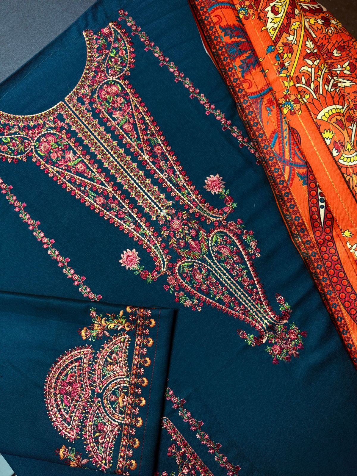 HUSSAIN REHAN 3pc Casual Winter Collection CODE 7026 - Image 5